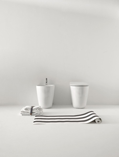 Биде напольное Kerasan Nolita 532001*1 белый