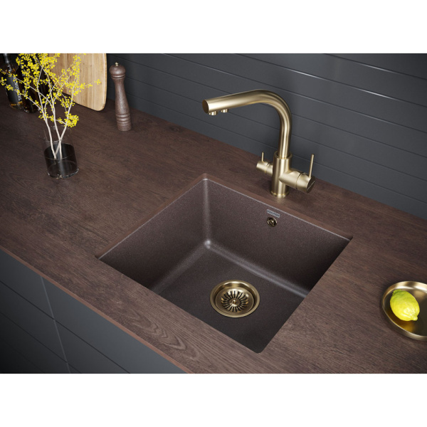 Смеситель для кухни с подключением к фильтру  Paulmark Essen Es213011-BR