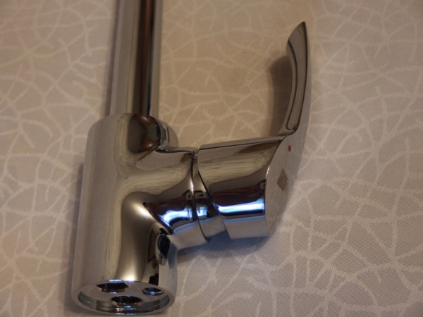 Смеситель для кухонной мойки Lemark Plus Strike (LM1105C)