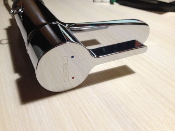 Смеситель для раковины Hansgrohe Metris S 31060000