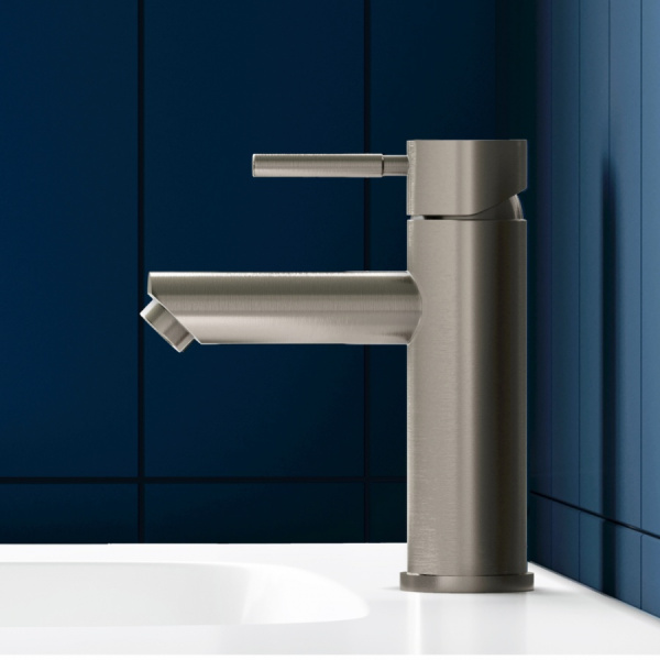 Смеситель для раковины Dorff Logic NEW D3002100SS