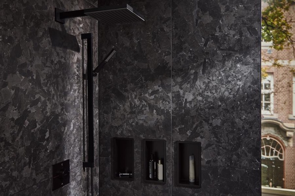 Душевой гарнитур Hansgrohe Pulsify E 1jet EcoSmart+ 24381670 черный матовый