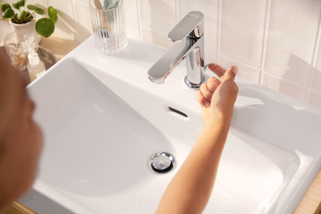 Смеситель для раковины с донным клапаном Hansgrohe Rebris S 72517000 хром