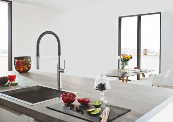 Смеситель для кухни однорычажный Grohe Essence New 30294 DC0 (30294DC0) суперсталь