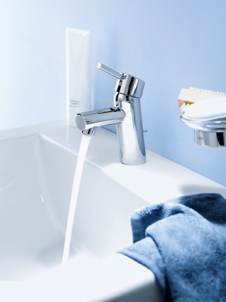 Смеситель для раковины однорычажный Grohe Concetto 32204 10E (3220410E) хром