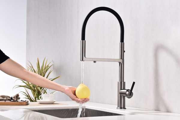 Смеситель для кухни с подключением к фильтру  Paulmark Tornado To213402-B