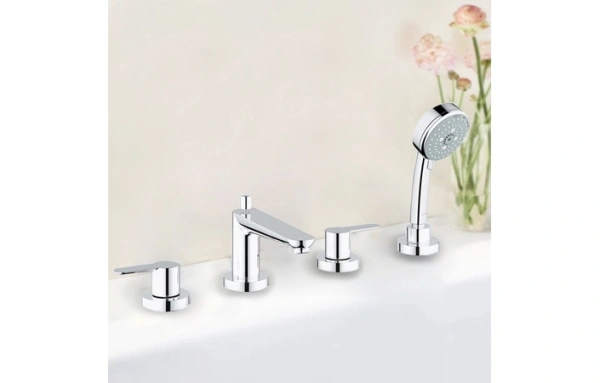 Смеситель для ванны (на бортик) Grohe BauLoop 25119 00A (2511900A)