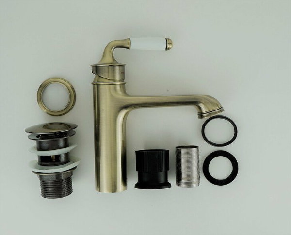 Смеситель для раковин ESKO PRAGUE PG 26