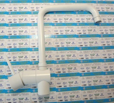Смеситель для кухни Fiore Xenon 44WH5461 белый