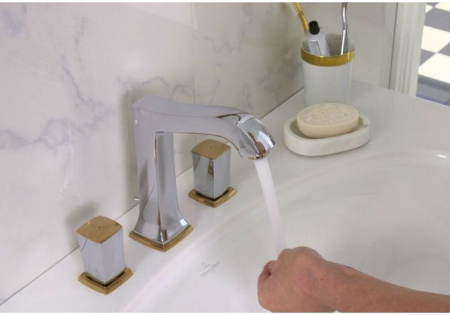 Смеситель для раковины Hansgrohe Metropol 31305090