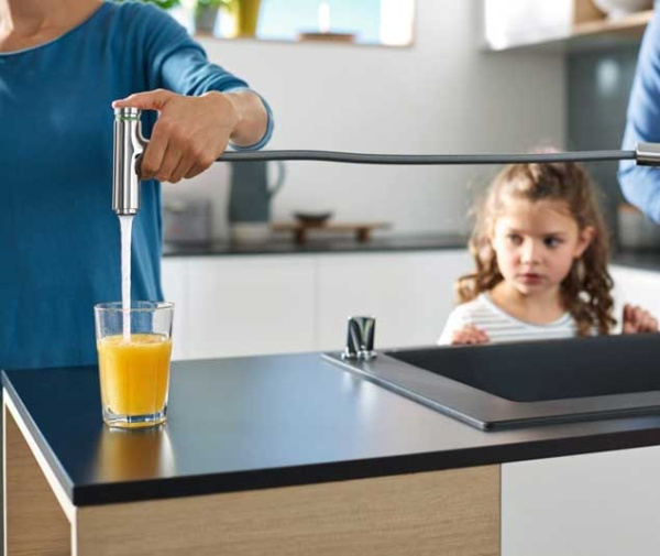 Кухонная мойка с смесителем Hansgrohe C51-F450-06 (56x51) 43217000