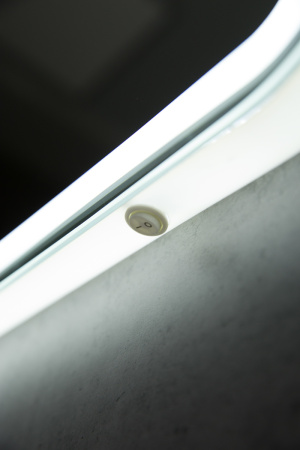 Зеркало BelBagno SPC-CEZ-700-600-LED-BTN