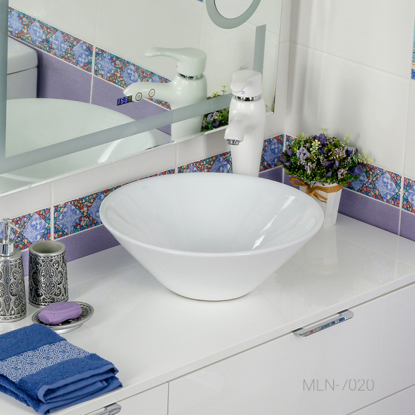 Раковина накладная (42,6х42,5) Melana 7020-805