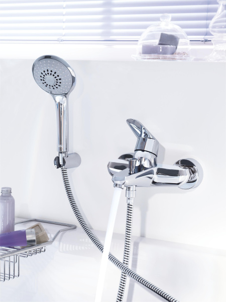 Смеситель для ванны с душевым набором Grohe Eurodisc Cosmopolitan 33395 002 (33395002) хром