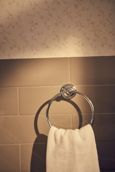 Полотенцедержатель Roca кольцо Carmen 817002001