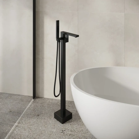 Смеситель напольный для ванны Grossman Falcon 530.K35.08.210 черный матовый