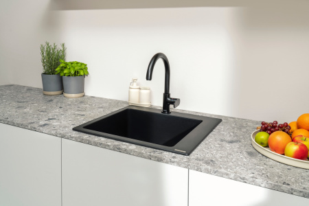Смеситель для кухни однорычажный Hansgrohe Vernis Blend M35 71870670 черный матовый