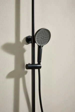 Душевая система с изливом Arrow AMG13SH848U2BC черный