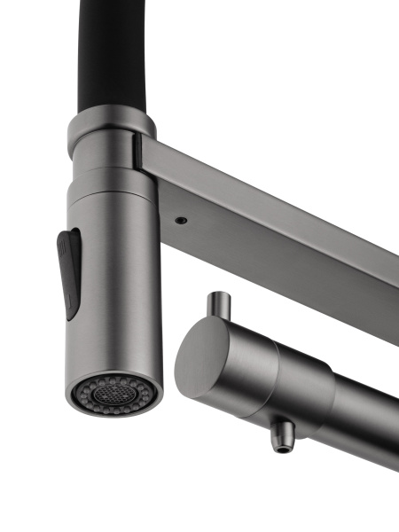 Смеситель для кухни с гибким изливом и подключением фильтра WONZON & WOGHAND, темный графит WW-88458007-BGM