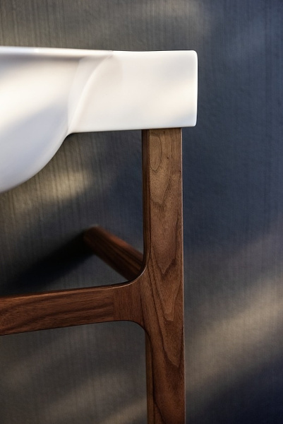 Раковина подвесная Laufen The New Classic 8.1385.5.000.104.1