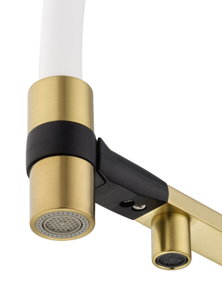 Смеситель для кухни с гибким изливом и подключением фильтра WONZON & WOGHAND, брашированное золото WW-88458012-BGMW Смеситель для кухни с гибким изливом и подключением фильтра WONZON & WOGHAND, брашированное золото WW-88458012-BGMW