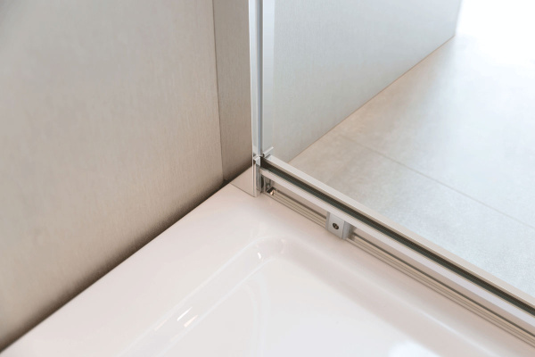 Душевой уголок Vincea  Scala VSS-2SC8012CL (120х80)  хром, стекло прозрачное