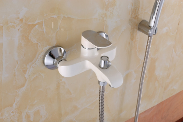 Смеситель для ванны Hansen (белый) H30003-F