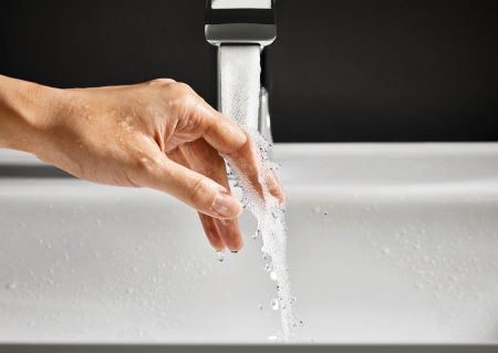 Смеситель для раковины с донным клапаном Hansgrohe Vivenis 75020000 хром