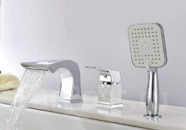 Смеситель на борт ванны Lemark Unit (LM4545C)