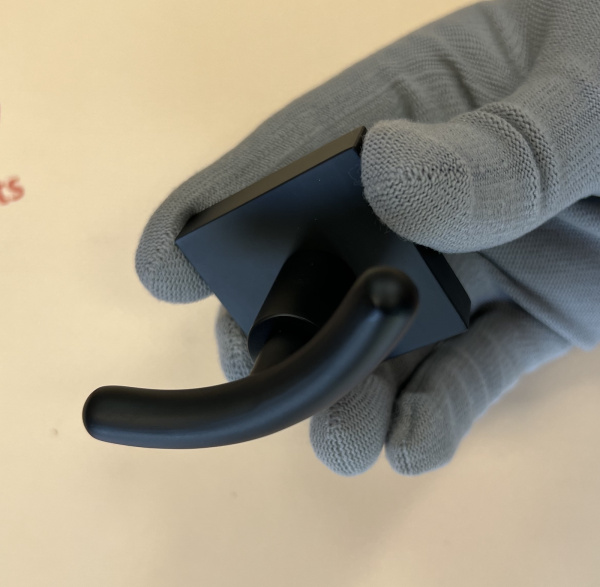 Крючок двойной Timo Selene 12012/03 черный