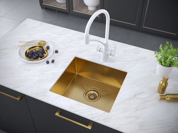 Смеситель для кухни с подключением к фильтру  Paulmark Siеgen Si213111-431TW