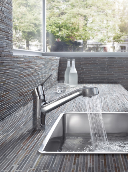 Смеситель для кухни с выдвижным изливом Kludi Objekta 325810575