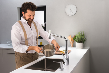 Смеситель для кухни с выдвижным изливом Hansgrohe Metris Select M71 2jet 73816000 хром
