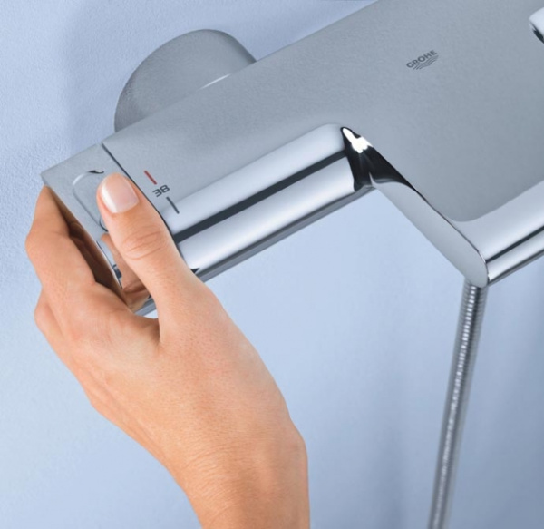 Смеситель для ванны термостатический Grohe Grohtherm 2000 New 34174 001 (34174001) хром Смеситель для ванны термостатический Grohe Grohtherm 2000 New 34174 001 (34174001) хром