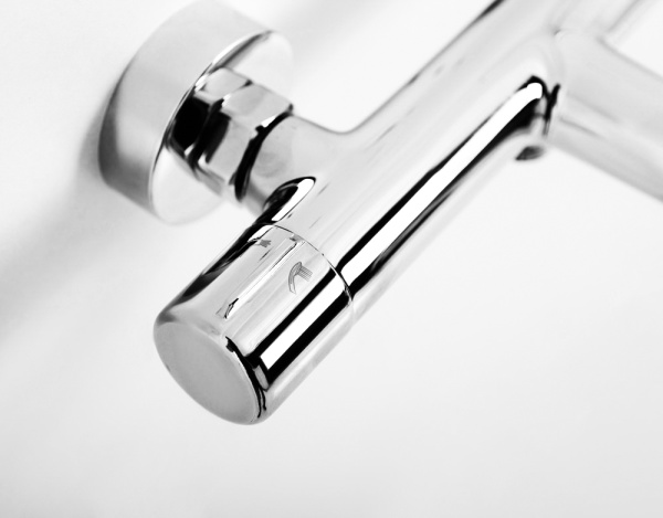 Смеситель для ванны  BelBagno UNO UNO-VASM-CRM