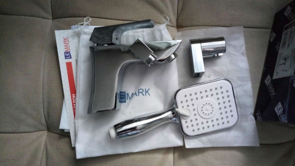 Смеситель на борт ванны Lemark Unit (LM4515C)