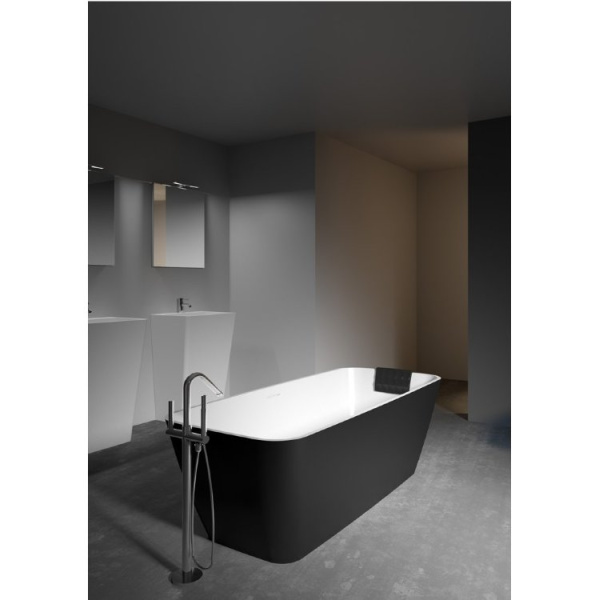 Ванна из искуственного камня Riho MALAGA (160x75) B123001105 Ванна из искуственного камня Riho MALAGA (160x75) B123001105