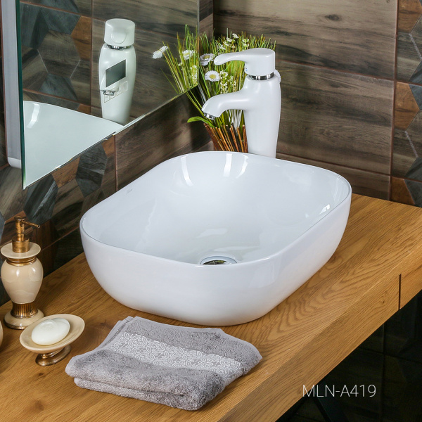 Раковина накладная (48,5х40) Melana A419-803