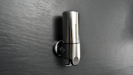 Дозатор жидкого мыла FIXSEN Hotel настенный 0,5 л пластик FX-31012A