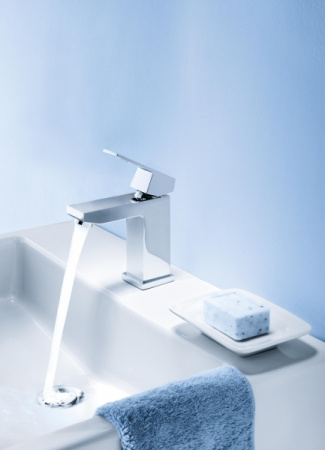 Вертикальный вентиль Grohe Eurocube 23137 000 (23137000) хром