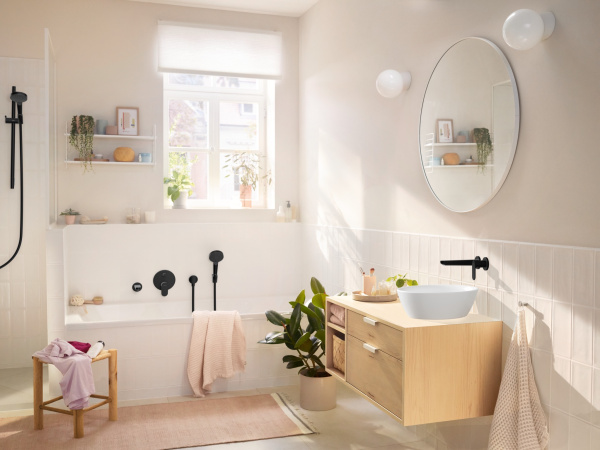 Смеситель для раковины встраиваемый Hansgrohe Rebris S 72528670 черный матовый