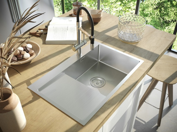 Кухонная мойка Paulmark Elde PM807851-BSR брашированная нерж. сталь правая