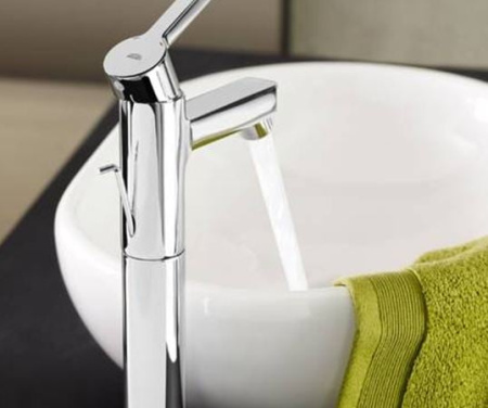 Смеситель однорычажный для раковины  Grohe Lineare 32250 000 (32250000) хром 