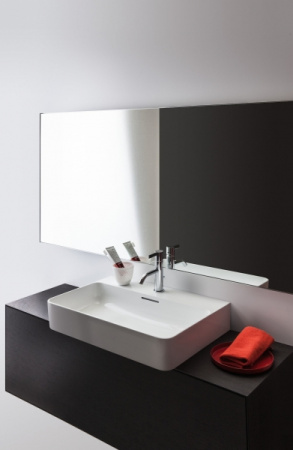 Раковина подвесная  Laufen Val 8.1028.4.000.104.1