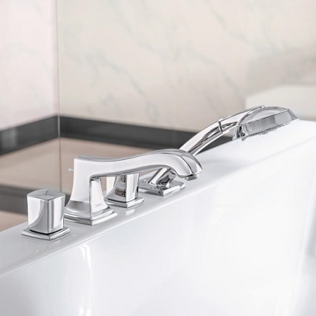 Смеситель для ванны Hansgrohe Metropol Classic 31315000