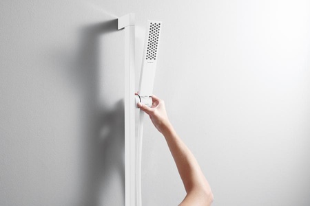 Душевая штанга 650 мм со шлангом Hansgrohe Unica E Puro 24404700 белый матовый