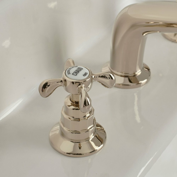 Смеситель для раковины Jacob Delafon Cleo 1889 E24306-BGG