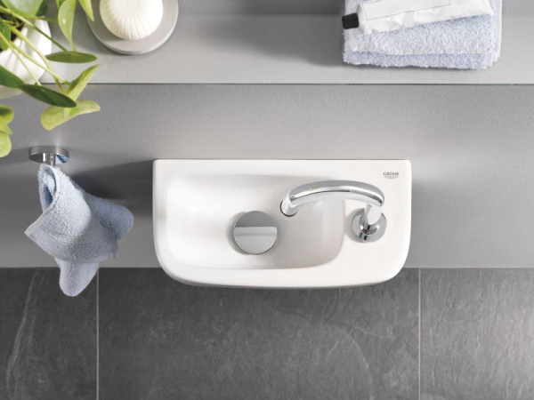 Рукомойник  с гигиеническим покрытием, Grohe Euro Ceramic (37x18) 39327 00Н (3932700Н)