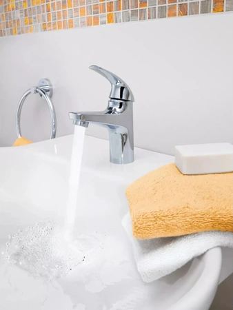 Смеситель для раковины Grohe BauCurve 32848 000 (32848000) хром