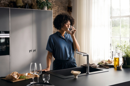 Смеситель для кухни с подключением к фильтру Hansgrohe Aqittura M91 FilterSystem 76804000 хром